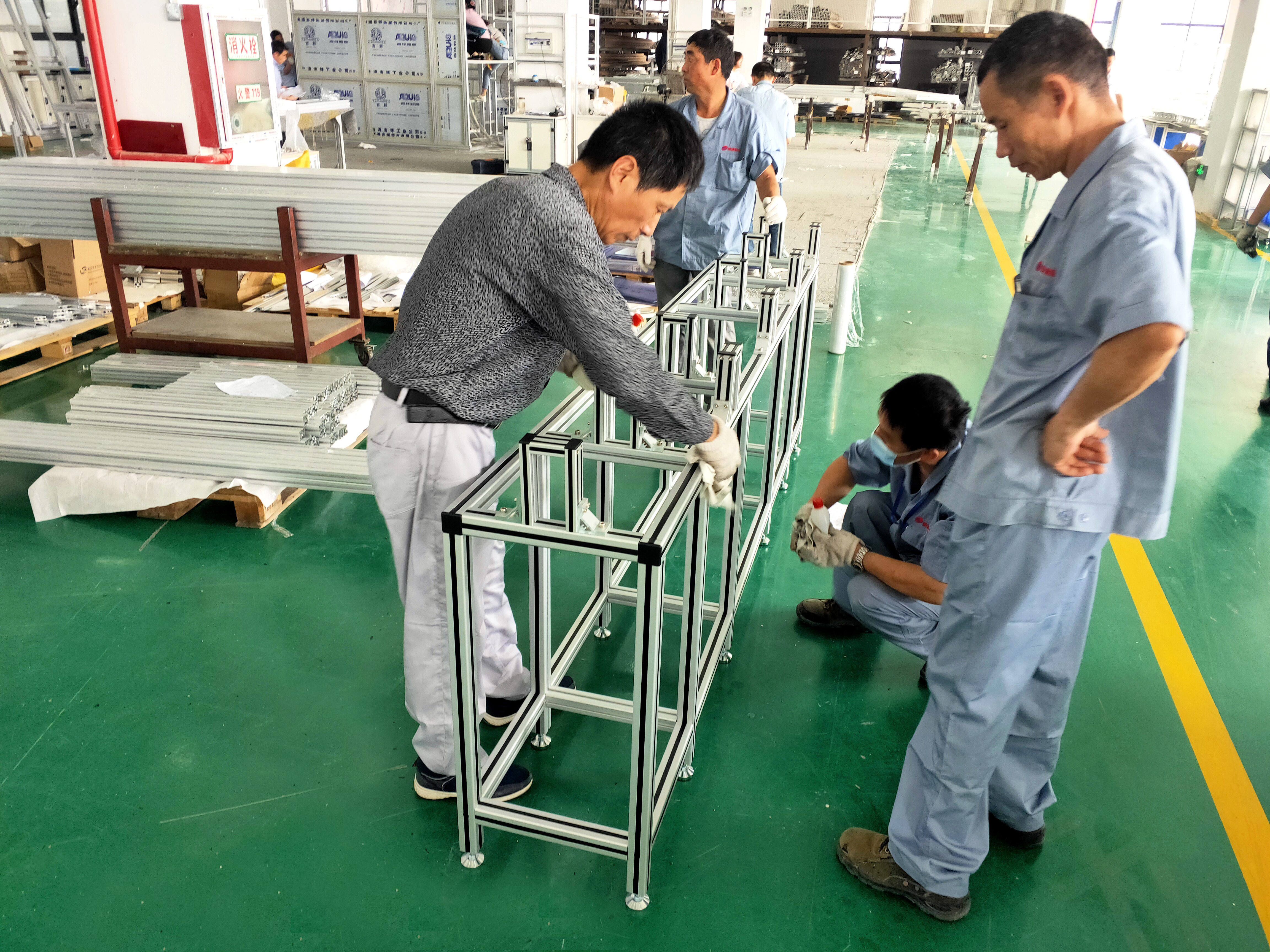 工業(yè)鋁型材圍欄，不同客戶的加工方案